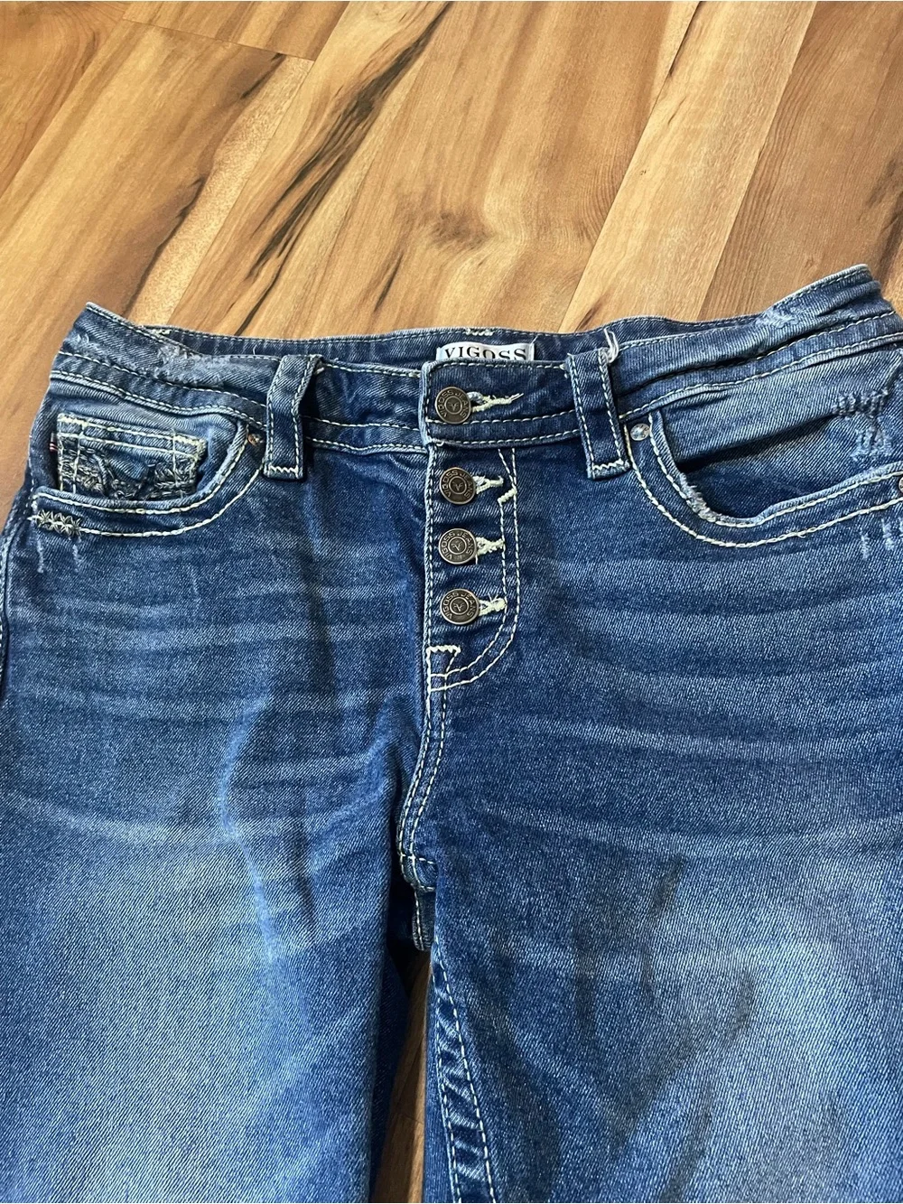 Vigoss Slim Bootcut Jeans Blue Distressed Whiskered Embroidered  V-Pocket Size 8